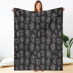 Black And White Robot Pattern Print Blanket