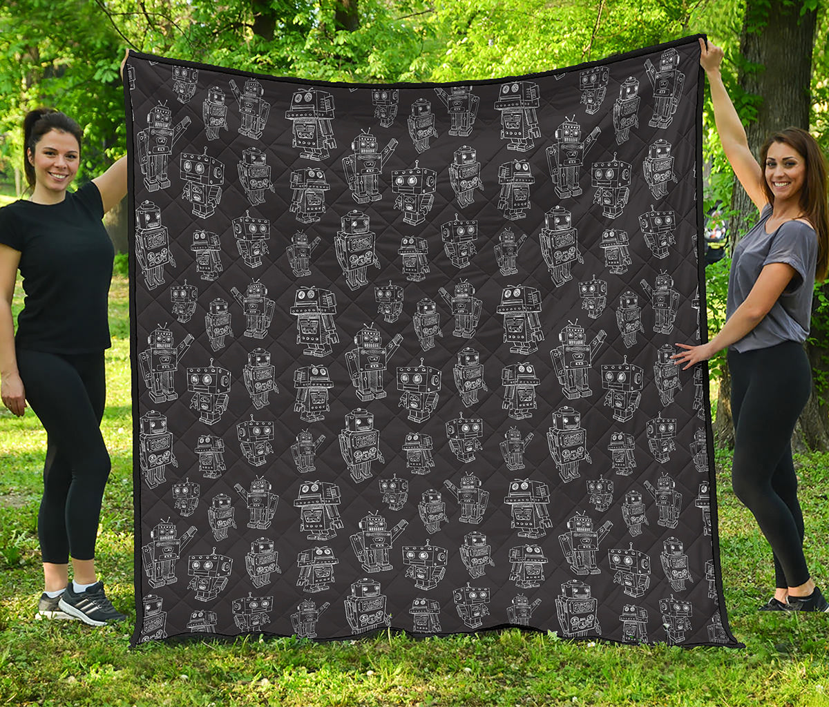 Black And White Robot Pattern Print Quilt