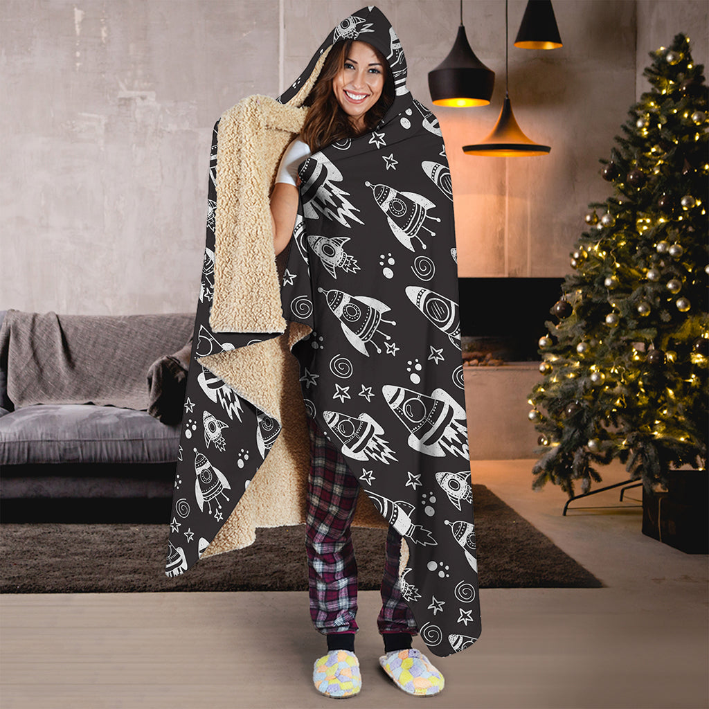 Black And White Rocket Pattern Print Hooded Blanket