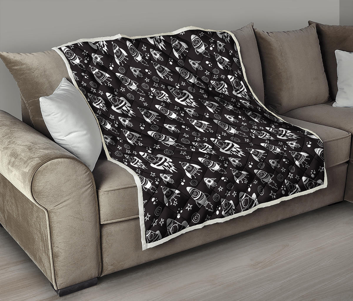 Black And White Rocket Pattern Print Quilt
