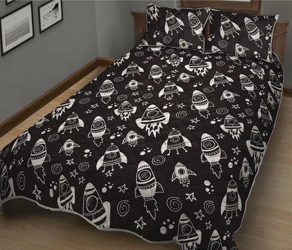 Black And White Rocket Pattern Print Quilt Bed Set