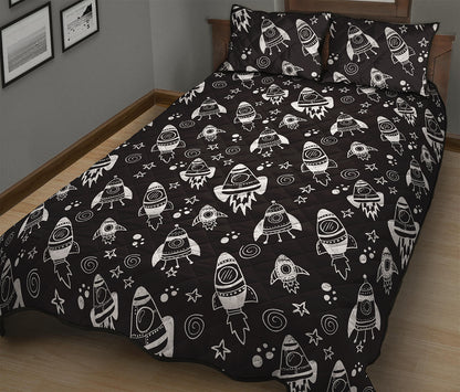 Black And White Rocket Pattern Print Quilt Bed Set