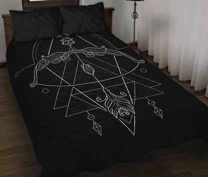 Black And White Sagittarius Sign Print Quilt Bed Set