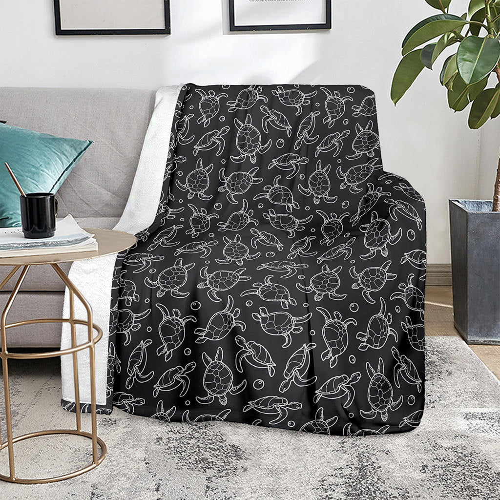 Black And White Sea Turtle Pattern Print Blanket