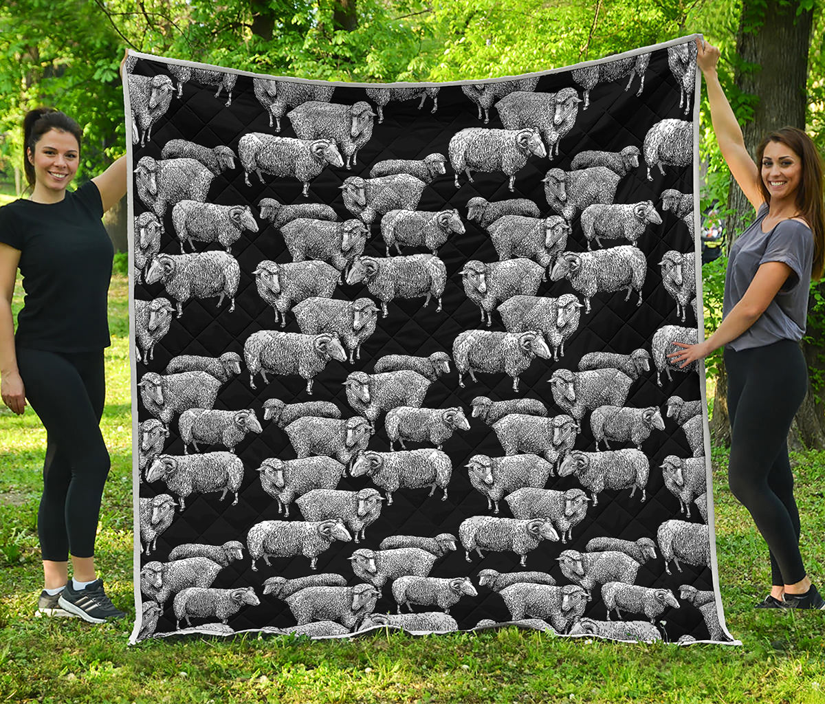 Black And White Sheep Pattern Print Quilt