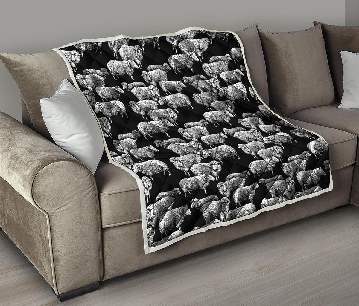 Black And White Sheep Pattern Print Quilt
