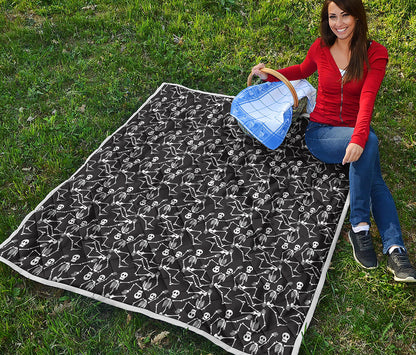 Black And White Skeleton Pattern Print Quilt