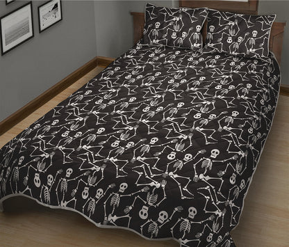 Black And White Skeleton Pattern Print Quilt Bed Set