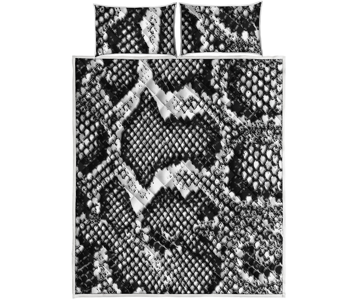 Black And White Snakeskin Print Quilt Bed Set