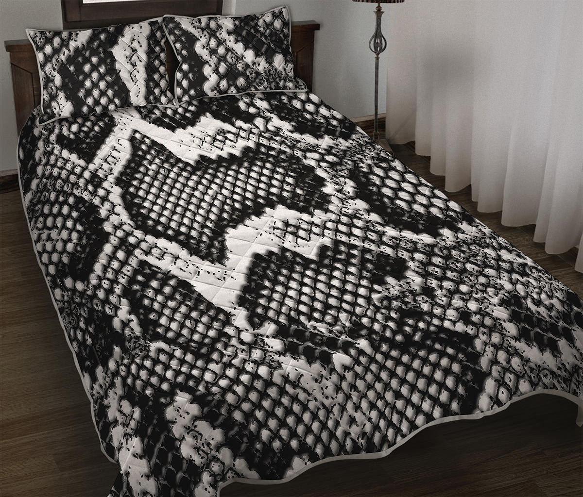 Black And White Snakeskin Print Quilt Bed Set