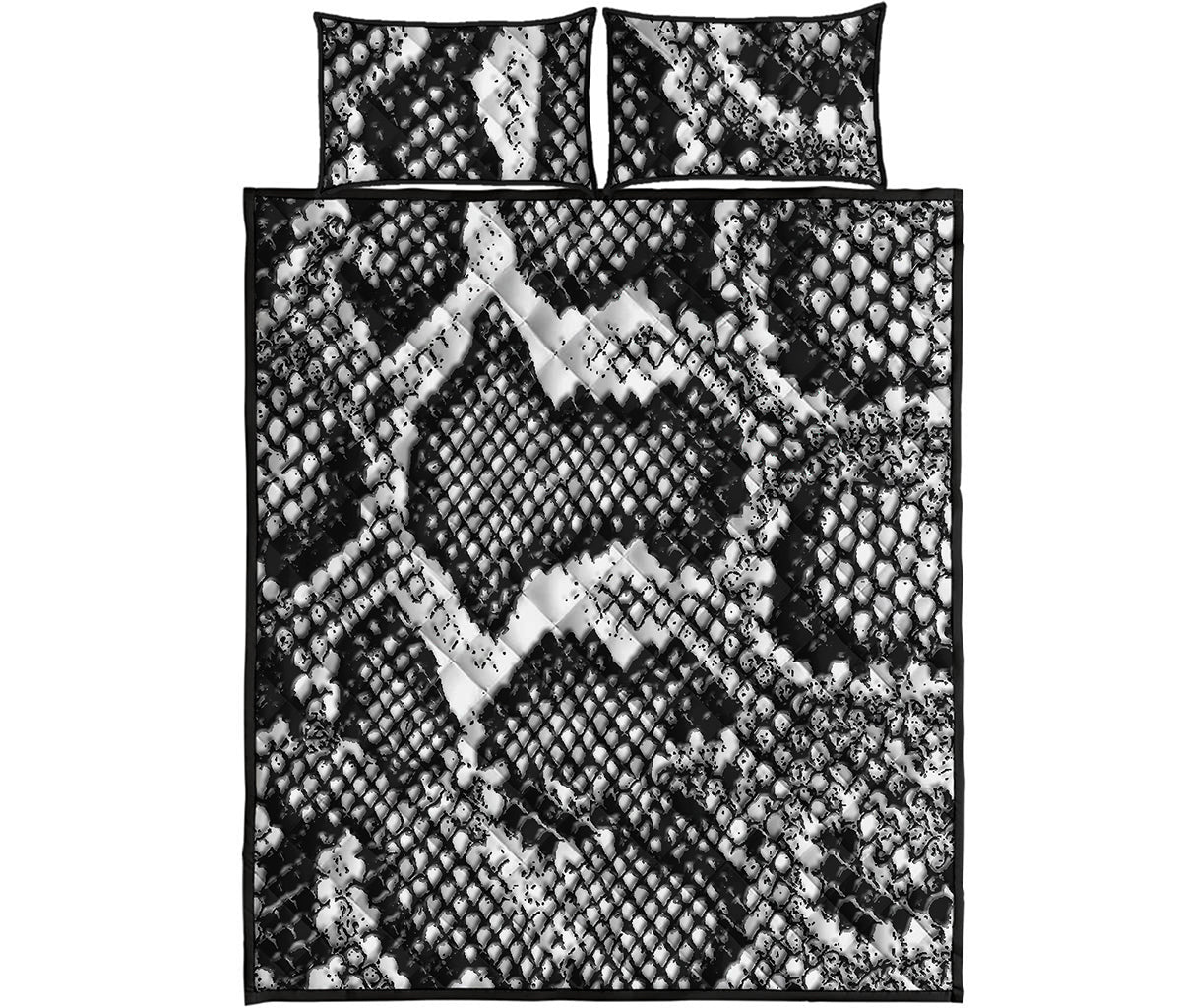 Black And White Snakeskin Print Quilt Bed Set