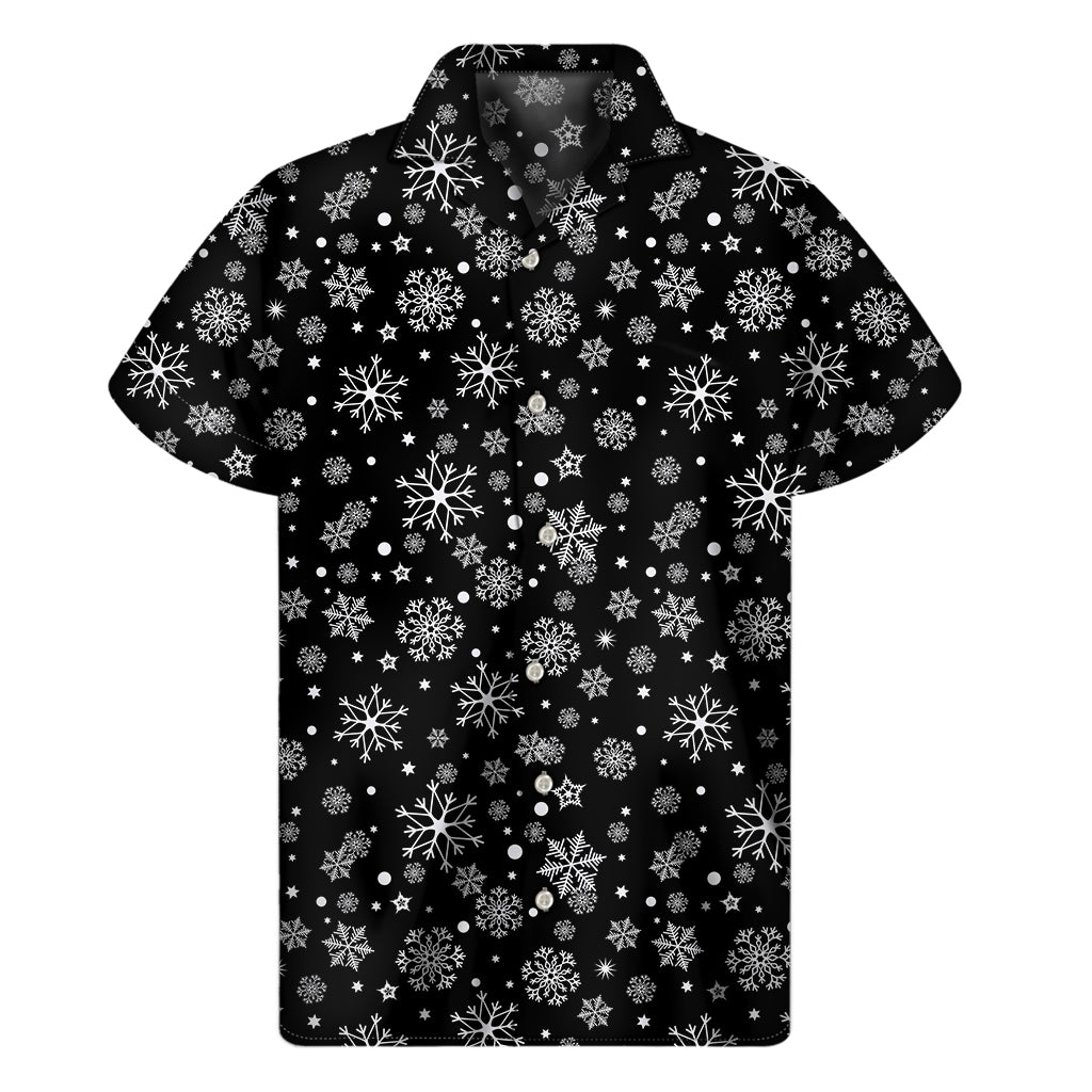 Black And White Snowflake Pattern Print Men's Short Sleeve Shirt
