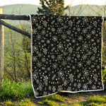 Black And White Snowflake Pattern Print Quilt