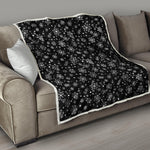 Black And White Snowflake Pattern Print Quilt