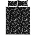 Black And White Snowflake Pattern Print Quilt Bed Set