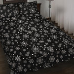 Black And White Snowflake Pattern Print Quilt Bed Set
