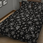 Black And White Snowflake Pattern Print Quilt Bed Set