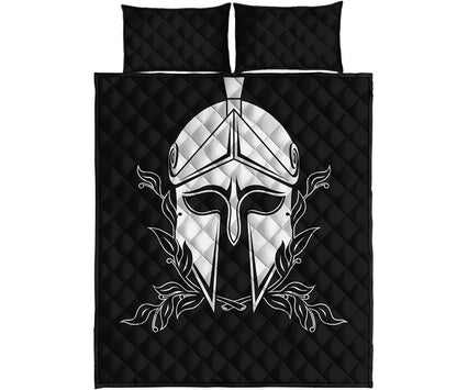 Black And White Spartan Helmet Print Quilt Bed Set