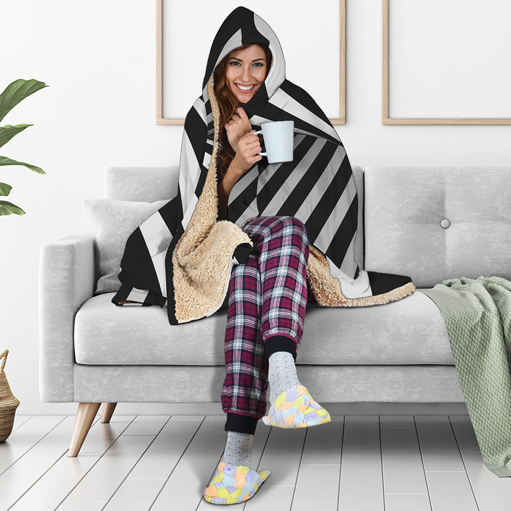 Black And White Spiral Twist Illusion Print Hooded Blanket