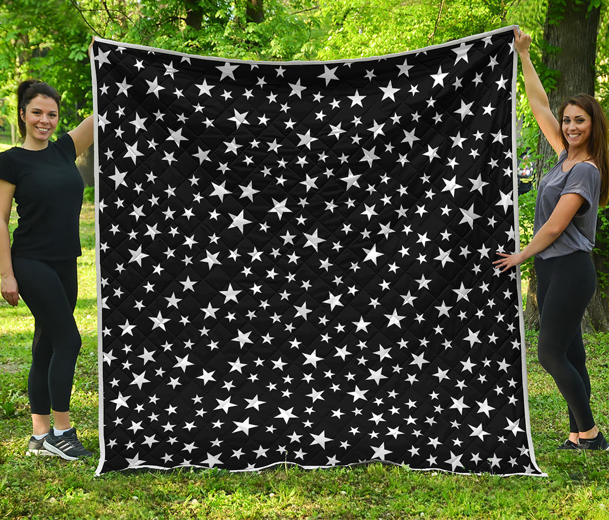 Black And White Star Pattern Print Quilt