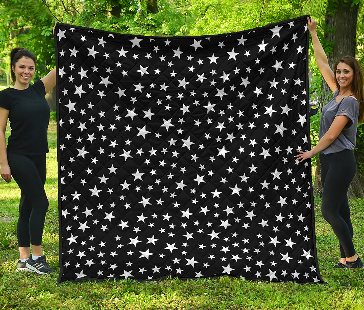 Black And White Star Pattern Print Quilt