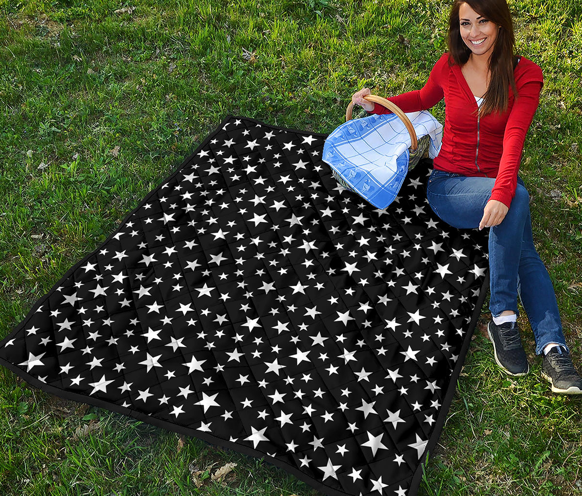 Black And White Star Pattern Print Quilt