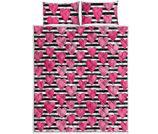 Black And White Striped Heart Print Quilt Bed Set