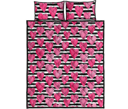 Black And White Striped Heart Print Quilt Bed Set