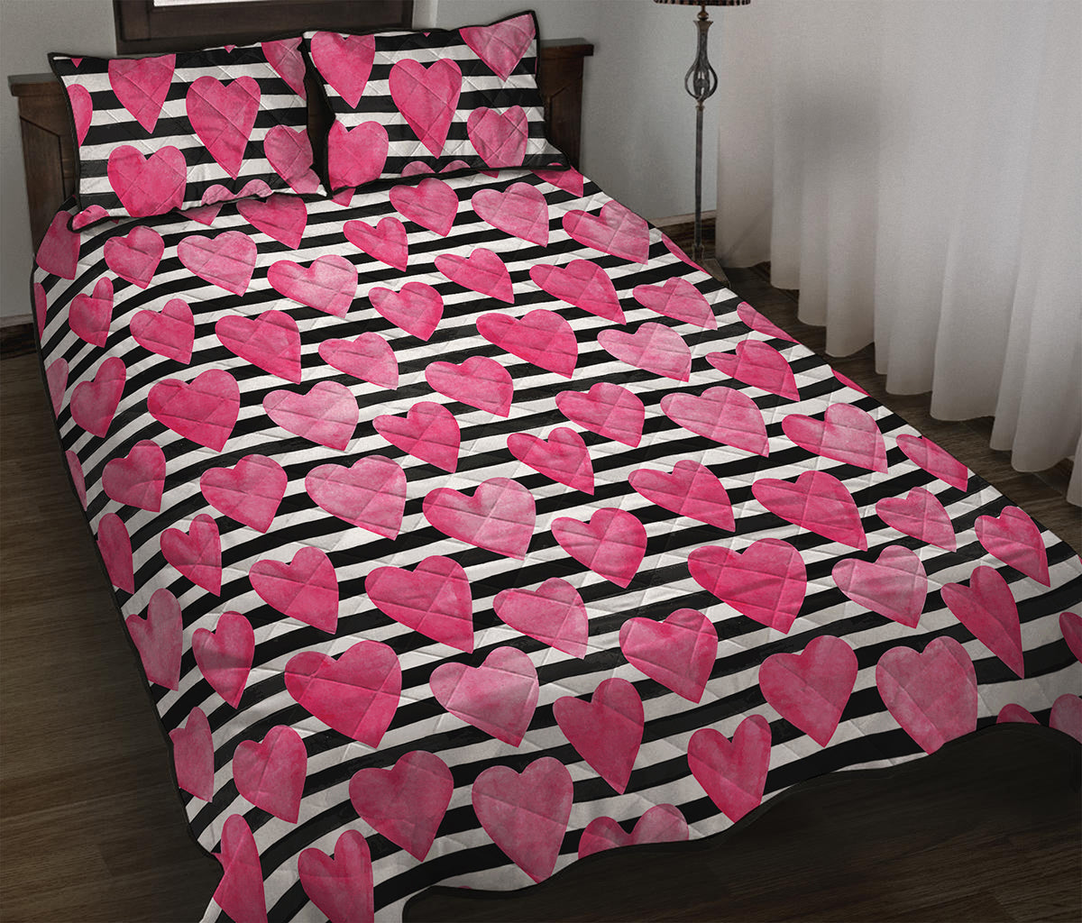 Black And White Striped Heart Print Quilt Bed Set