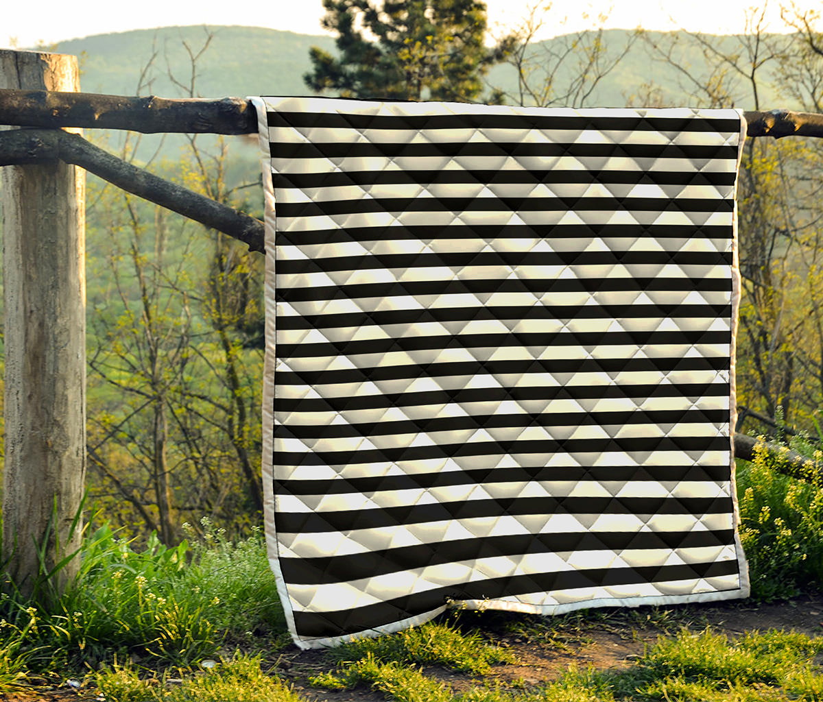 Black And White Striped Pattern Print Quilt