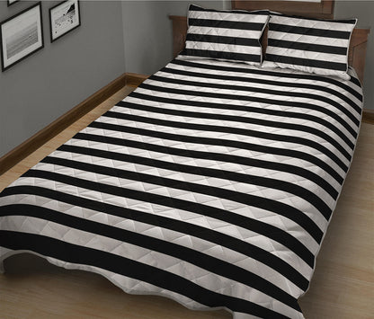 Black And White Striped Pattern Print Quilt Bed Set