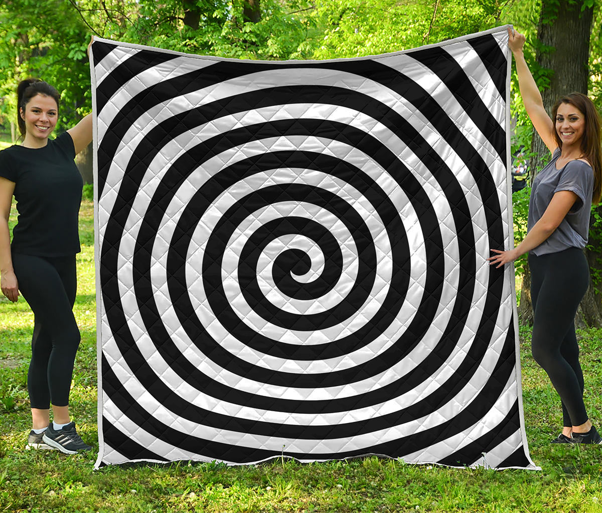 Black And White Swirl Illusion Print Quilt