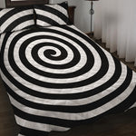 Black And White Swirl Illusion Print Quilt Bed Set