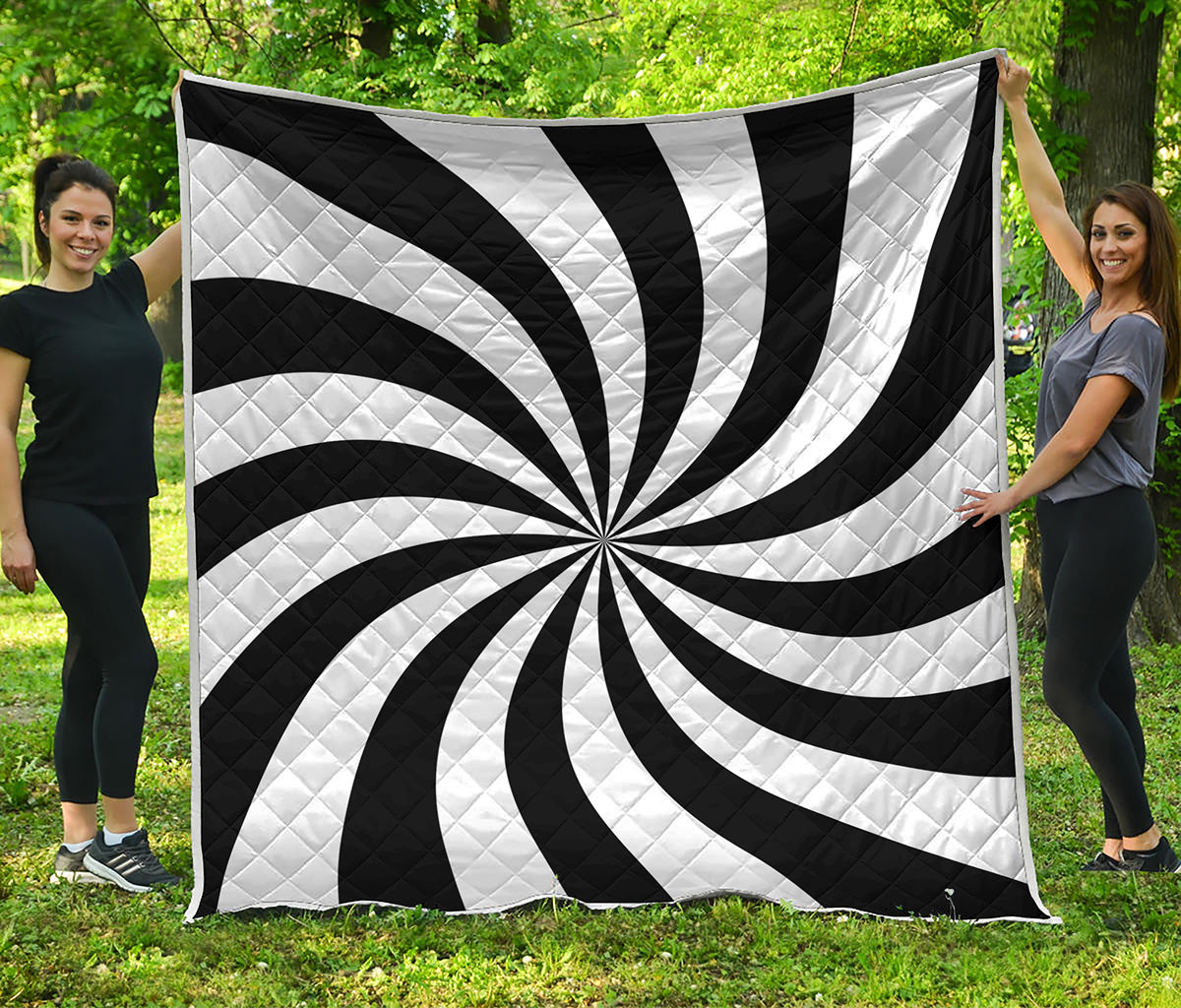 Black And White Swirl Print Quilt