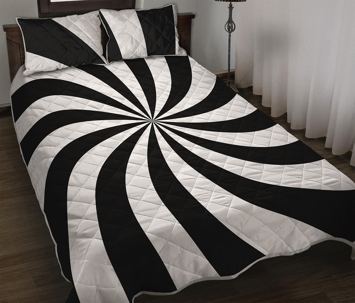 Black And White Swirl Print Quilt Bed Set
