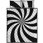 Black And White Swirl Print Quilt Bed Set