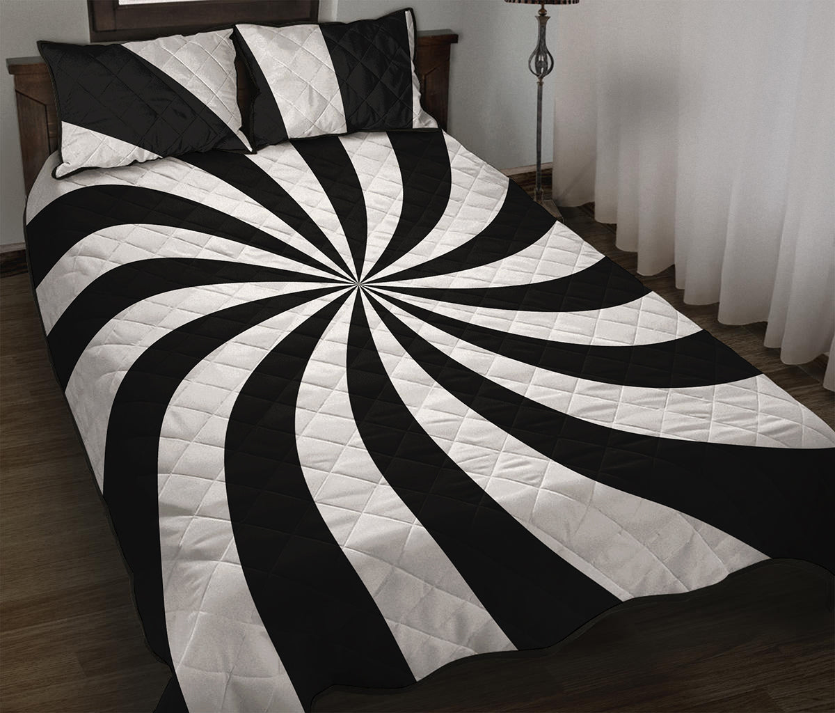 Black And White Swirl Print Quilt Bed Set