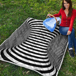 Black And White Torus Illusion Print Quilt