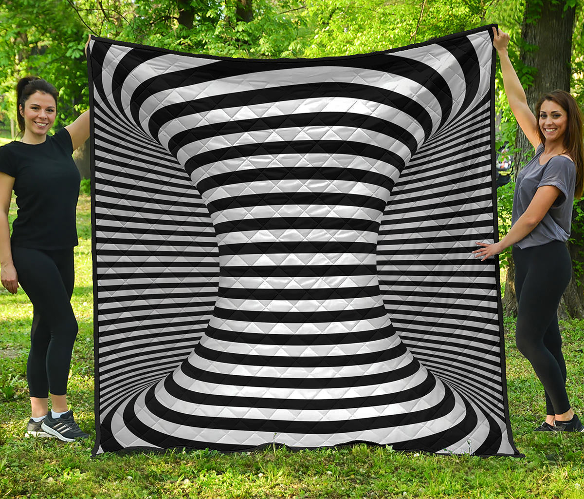 Black And White Torus Illusion Print Quilt