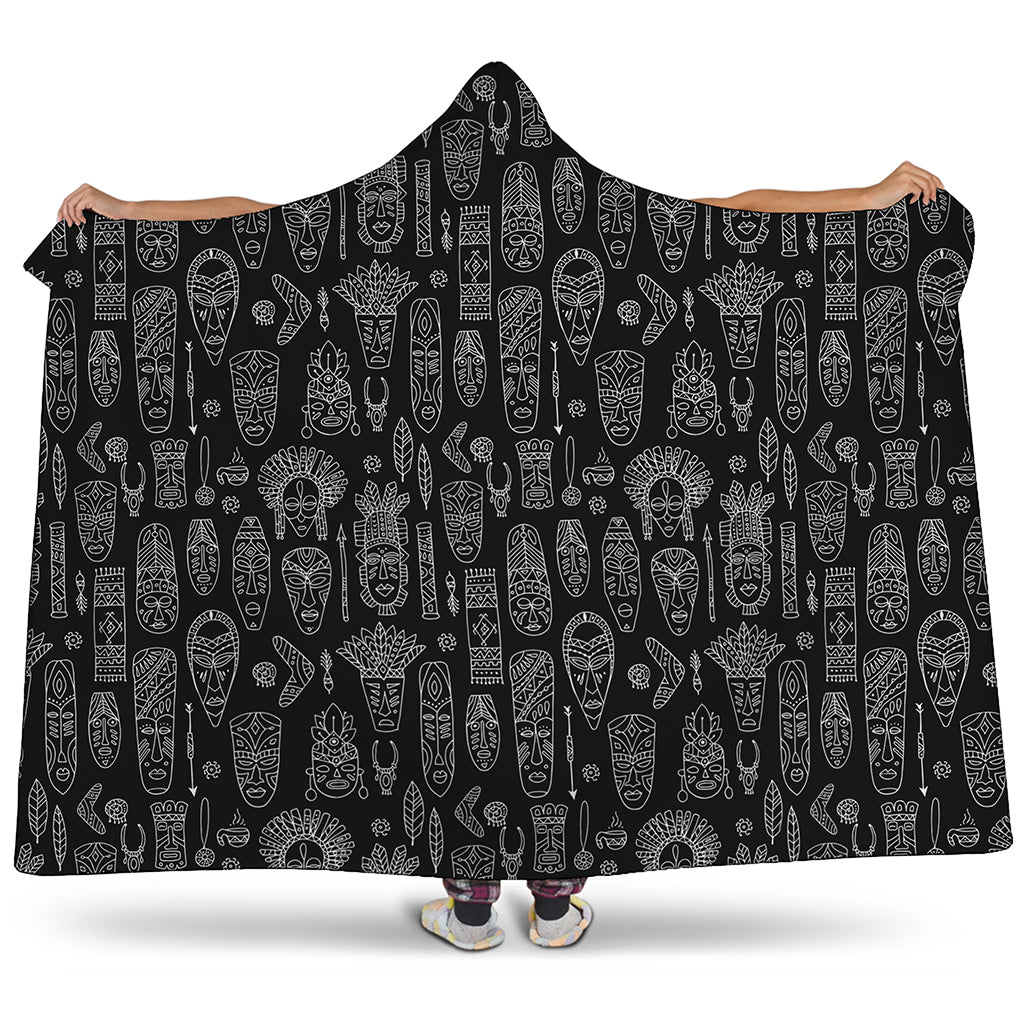Black And White Totem Pattern Print Hooded Blanket