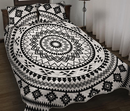 Black And White Tribal Mandala Print Quilt Bed Set