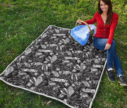 Black And White Tropical Palm Leaf Print Quilt