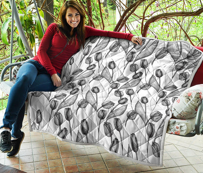 Black And White Tulip Pattern Print Quilt