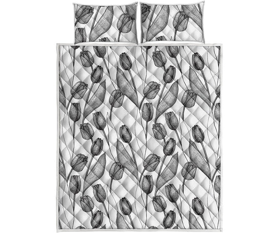 Black And White Tulip Pattern Print Quilt Bed Set