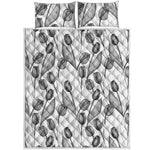 Black And White Tulip Pattern Print Quilt Bed Set