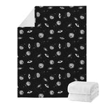 Black And White UFO Pattern Print Blanket
