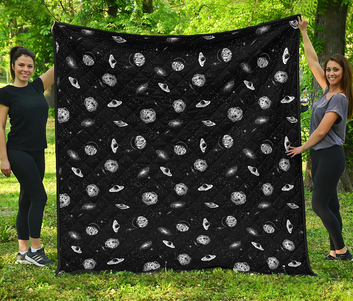 Black And White UFO Pattern Print Quilt