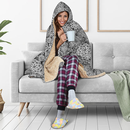 Black And White Western Flower Print Hooded Blanket