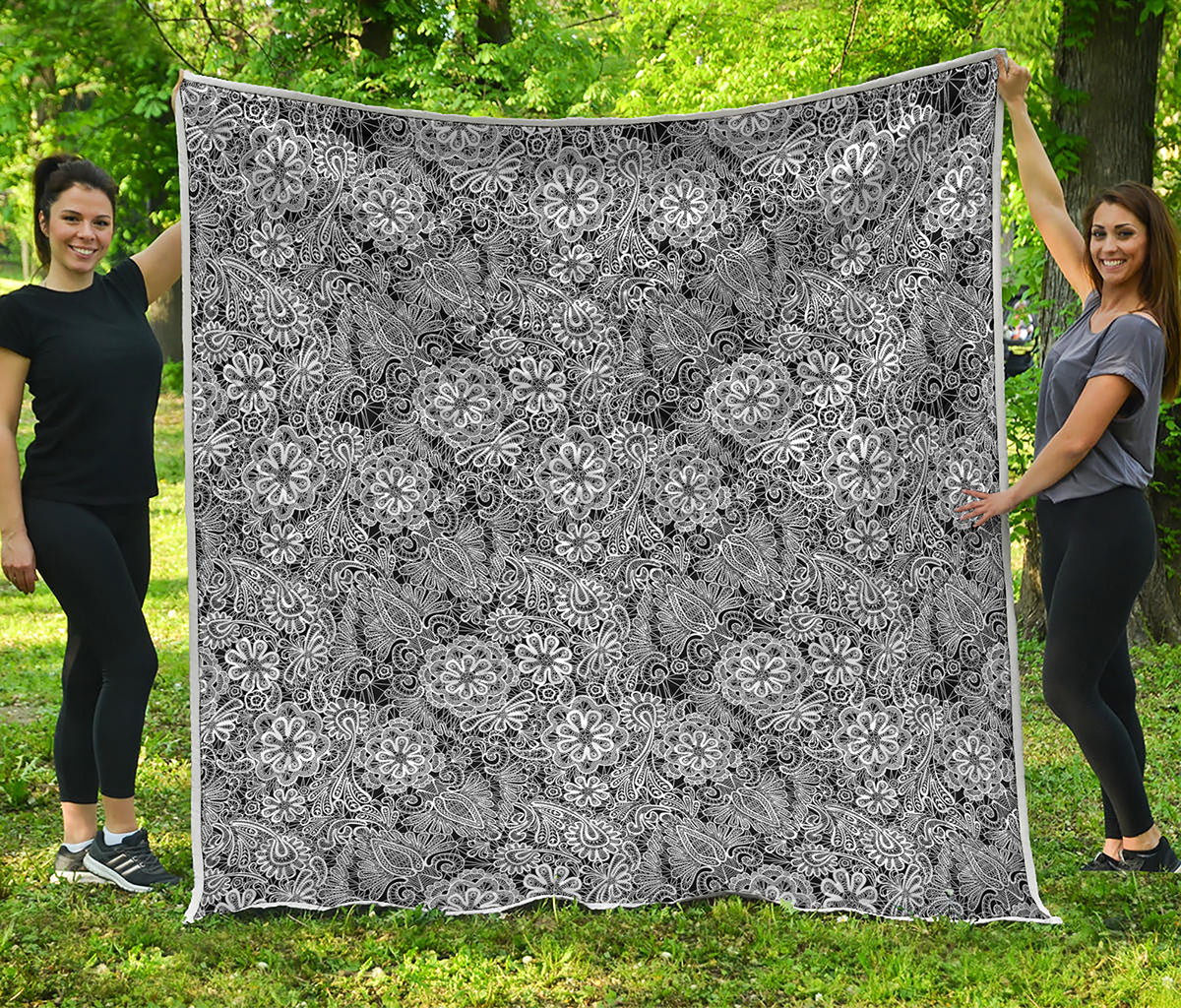 Black And White Western Flower Print Quilt