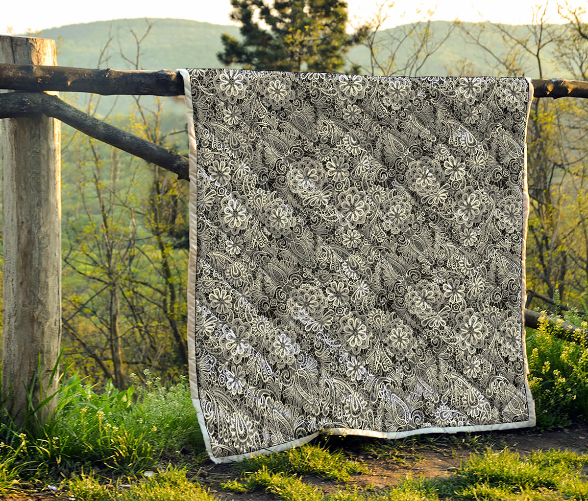 Black And White Western Flower Print Quilt